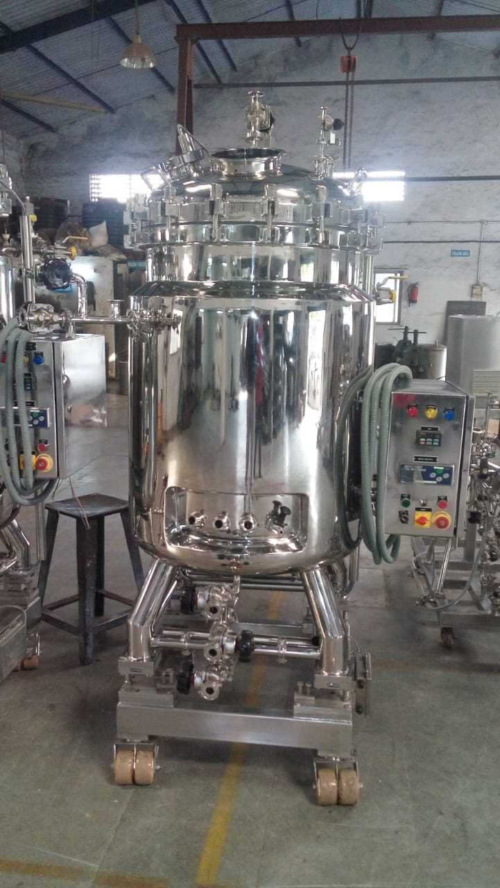 SS Mixing Tank