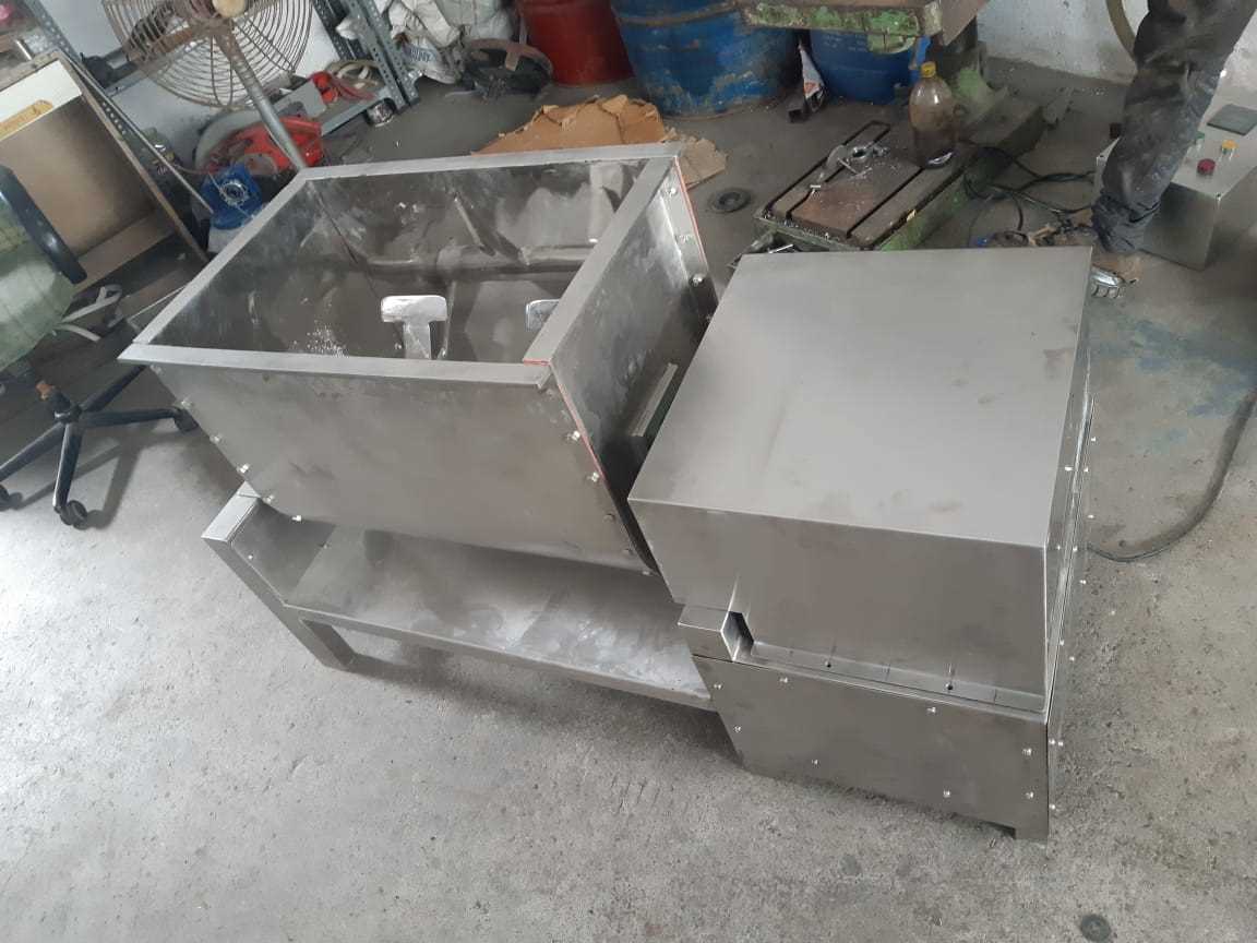 Mass Mixer Machine
