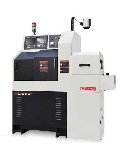 Spindle Movable Type CNC Lathe