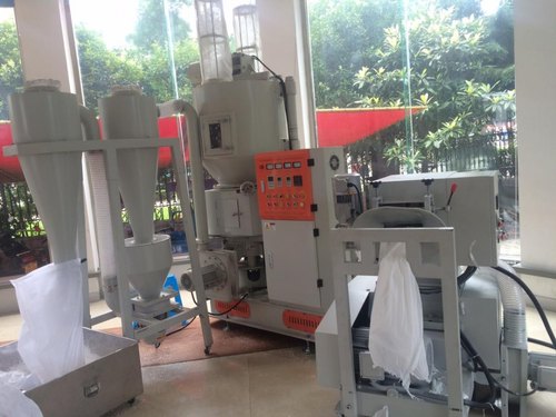 Plastic Waste Recycling Machine
