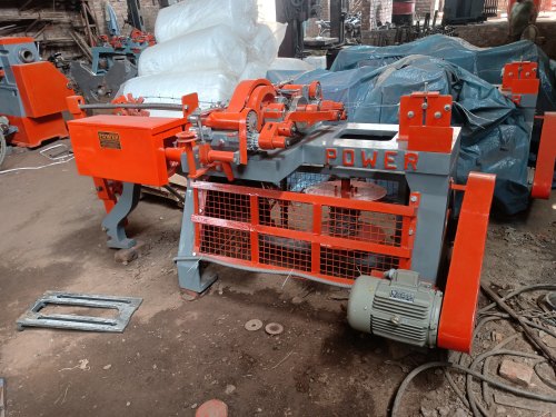 Barbed Wire Making Machine