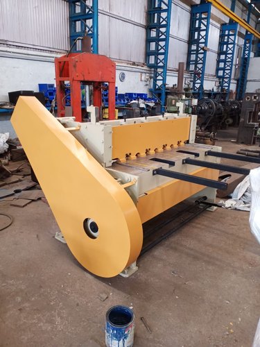 Metal Sheet Shearing Machine