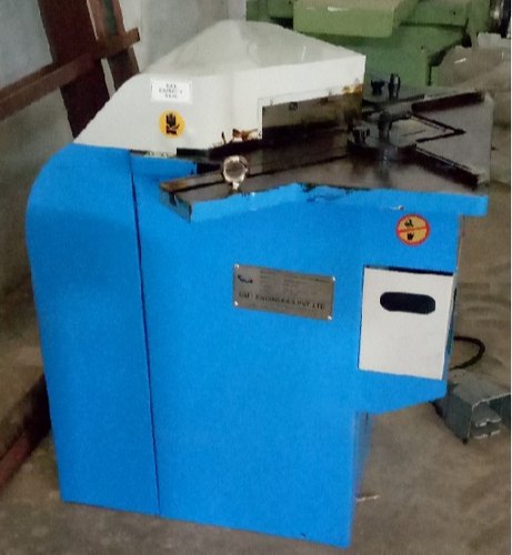 Corner Notching Machine