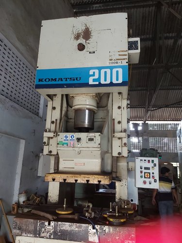 C Frame Komatsu 200T Press with Die Cushion