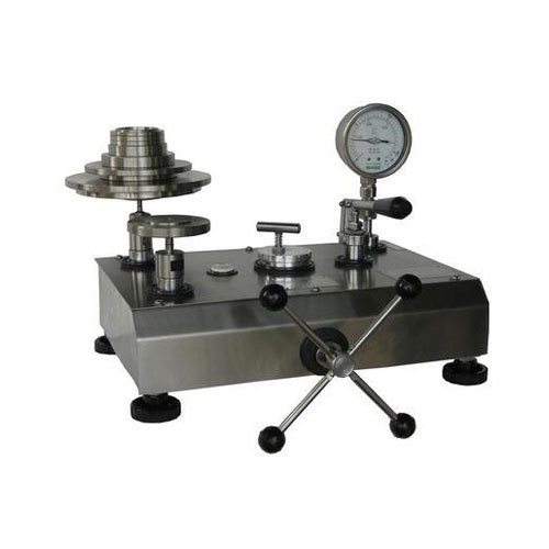 Dead Weight Tester