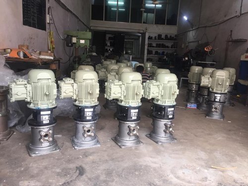 STP Vertical Self Priming Pumps
