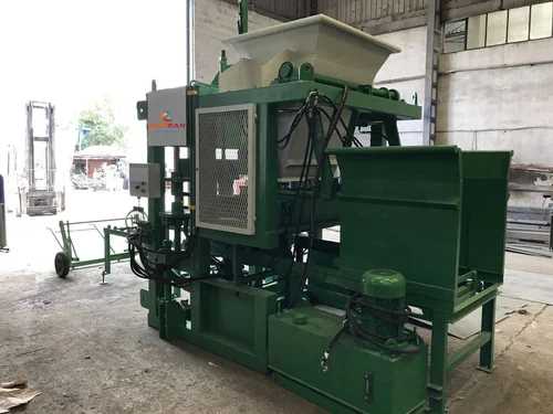 4Hydraulic Concrete Block Making Machine