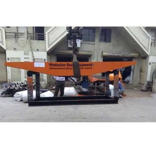 Concrete Block Making Machine