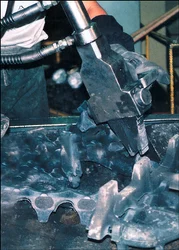 Cast Splitting Machine