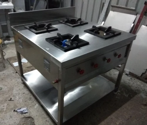 four burner cooking range 