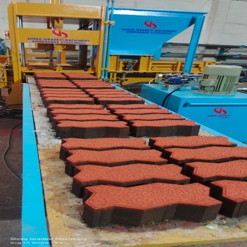 BRICK AND PAVER BLOCK MAKING MACHINE