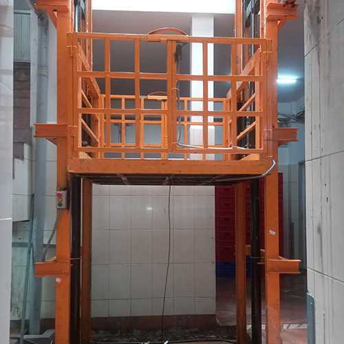 Hydraulic Goods Lift