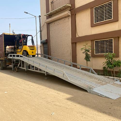 Hydraulic Mobile Dock Ramp