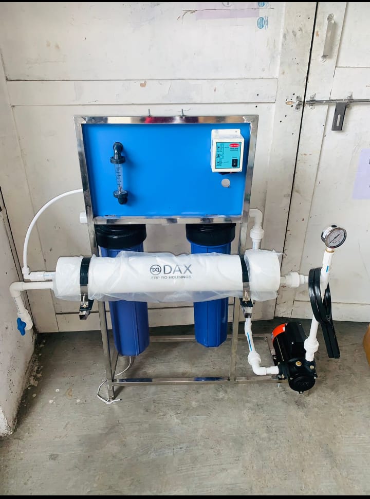 Compact 100 LPH Commercial Ro System