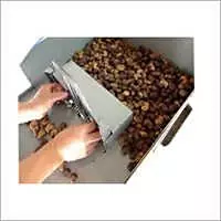 PEANUT SHELLING MACHINE