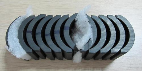 Ferrite Arc Magnet