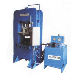 Palm Fibre Baling Machine