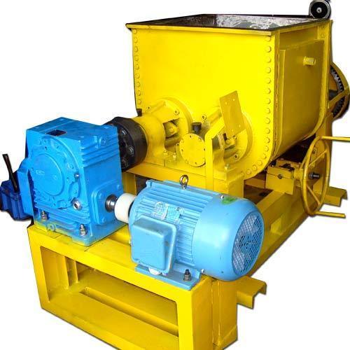 Detergent Cake Mixer Machine