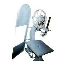 BANDSAW MACHINE