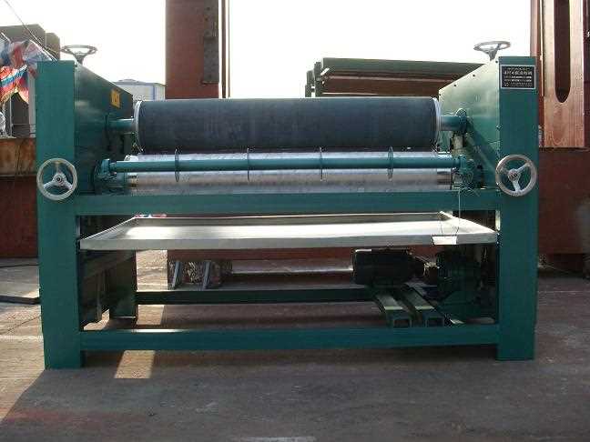 PLYWOOD MACHINES
