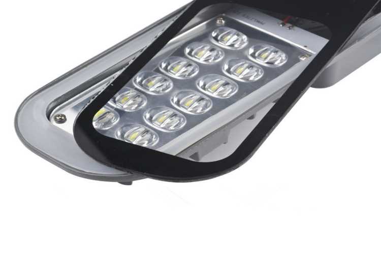  12 W Street Light Fixtures