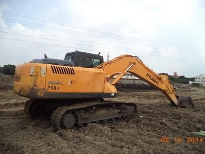 Hyundai R210