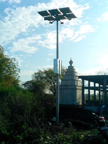 SOLAR HIGH MAST LIGHT