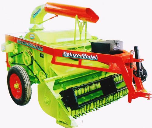 agricultural straw reaper