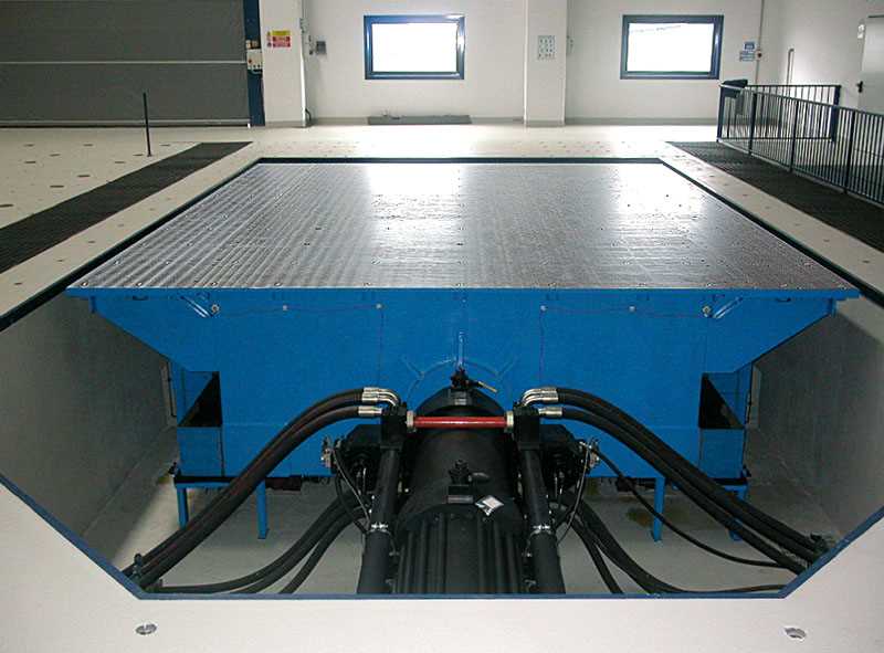 Uniaxial Shake Table
