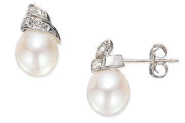 Pearl Diamond Earring